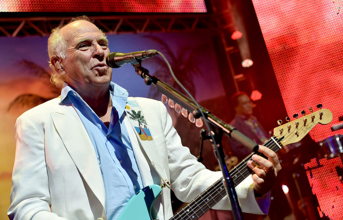 Jimmy Buffett & Jason Mraz at Snapdragon Stadium